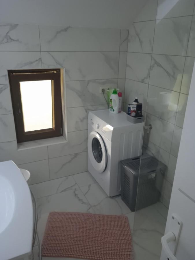 Apartman Pavenka Otočac Eksteriør billede